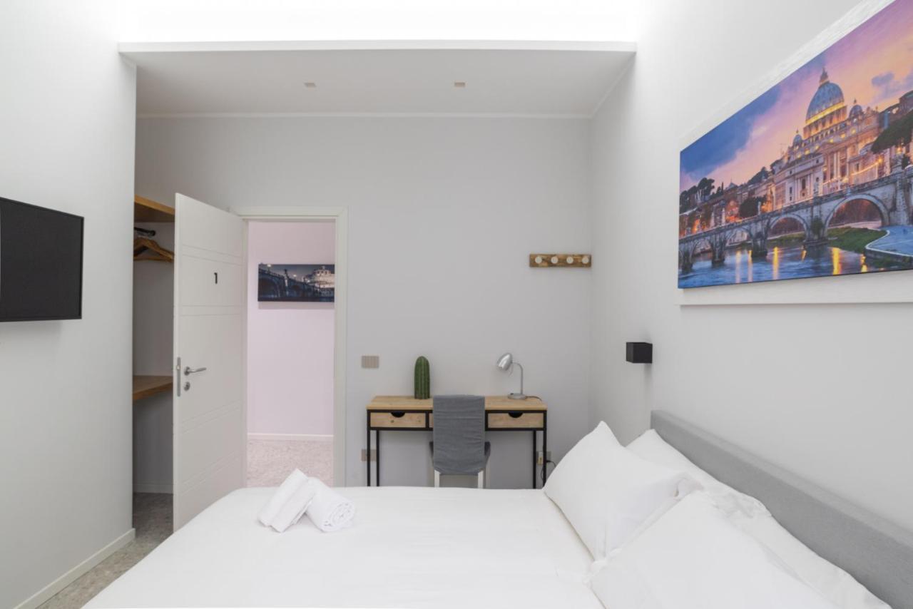 White Home Suite And Rooms Roma Eksteriør bilde
